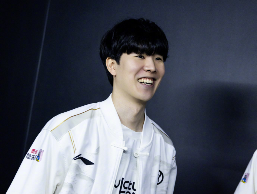 转会总价可 转会总价可