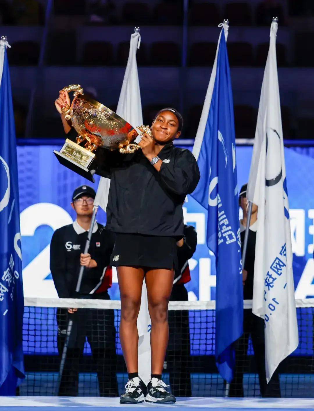 NBA又一巨星提前退役！多少人青春落幕，你还记得他的巅峰速度吗？